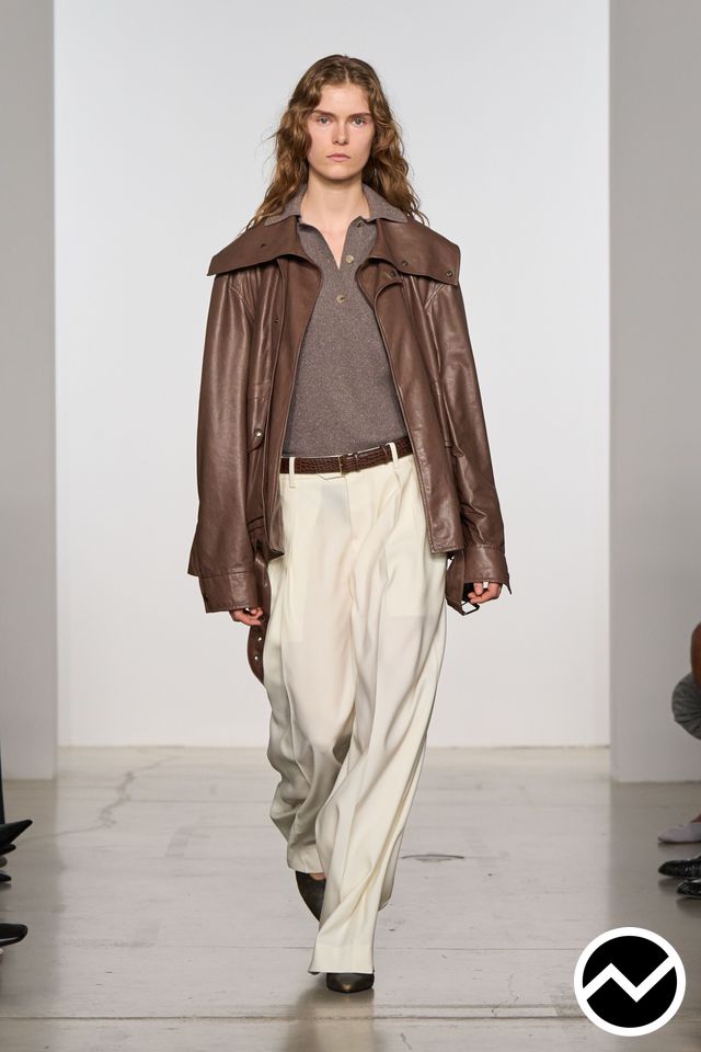 Calvin Klein Collection, SS26 womenswear, Top Collar Jacket, look 17