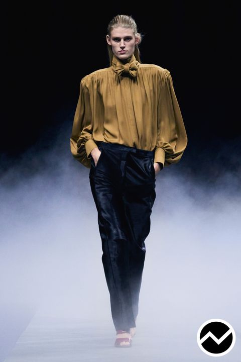Khaite, SS26 womenswear, Oversized Shirts, look 19