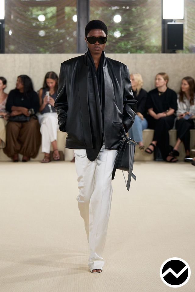 Totême, SS26 womenswear, Leather, look 10