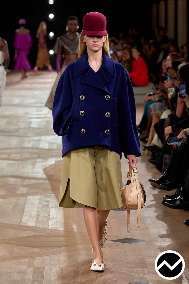 Balenciaga, SS26 womenswear, Double Breasted Coat, look 42