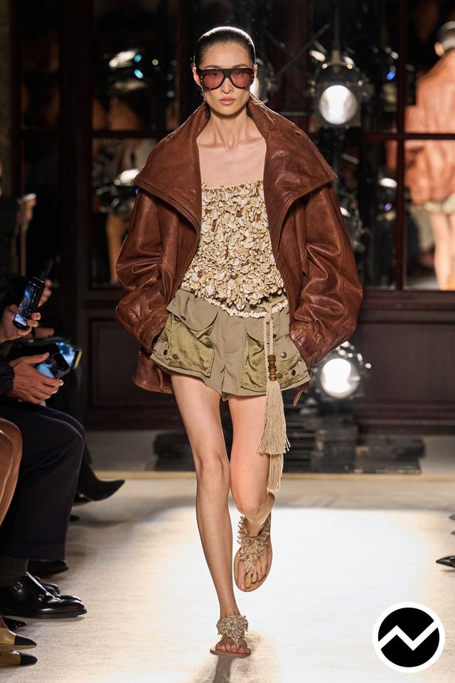 Balmain, SS26 womenswear, Above The Knee Shorts, look 22