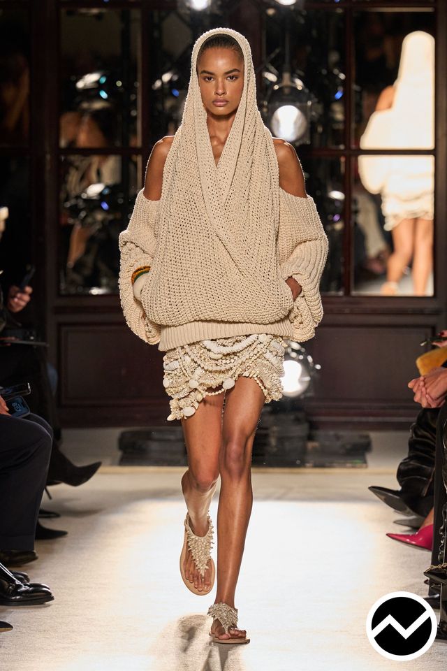 Balmain, SS26 womenswear, Oversized Sweater, look 45