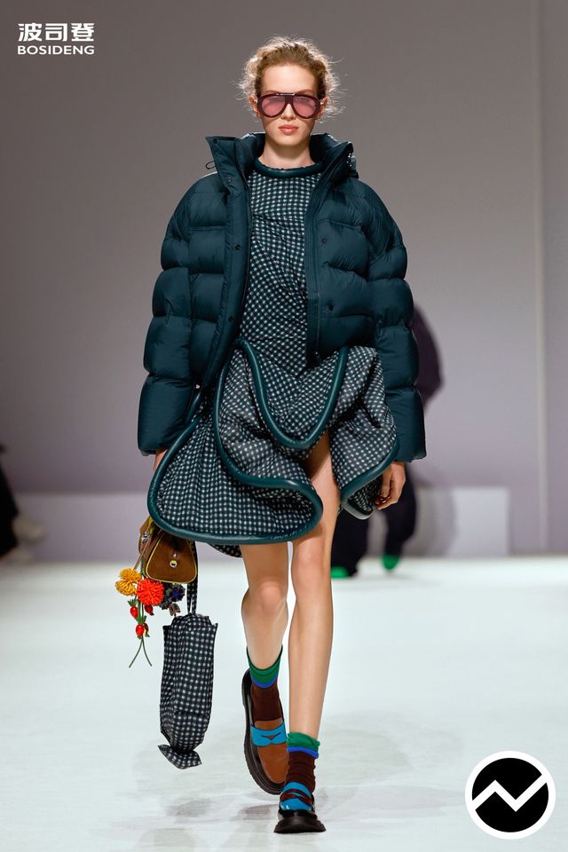 Bosideng, Bosideng SS26 womenswear, look 11
