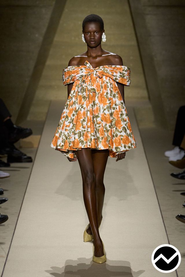 Chloé, SS26 womenswear, Off Shoulder Dress, look 7