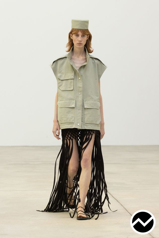 Christian Wijnants, SS26 womenswear, Gilet, look 30