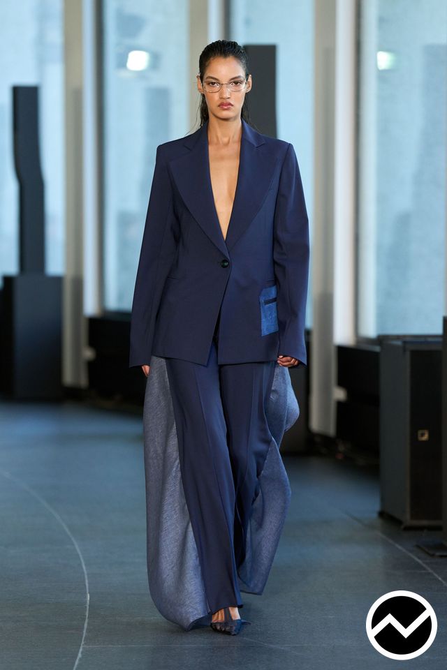 Christopher Esber, SS26 womenswear, Midnight Blue, look 1