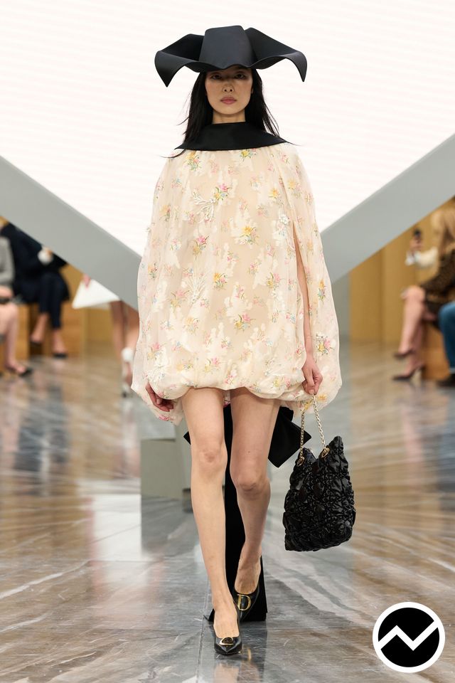 Dior, SS26 womenswear, Champagne, look 9