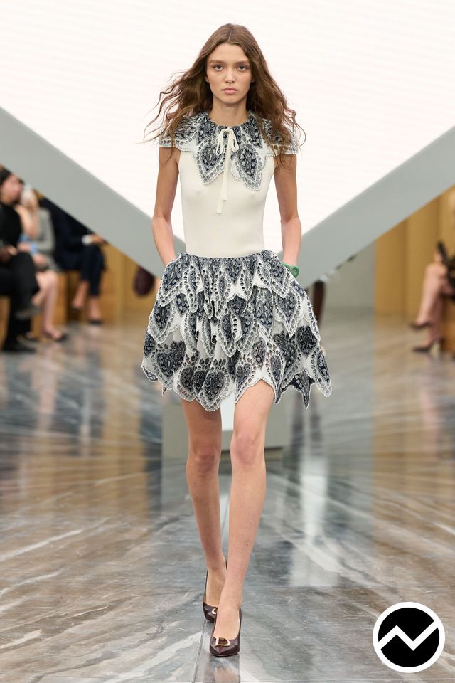 Dior, SS26 womenswear, Paisley, look 43
