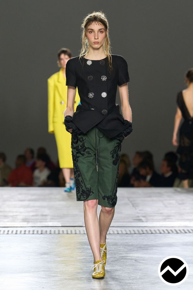 Dries Van Noten, SS26 womenswear, Bermuda Shorts, look 26