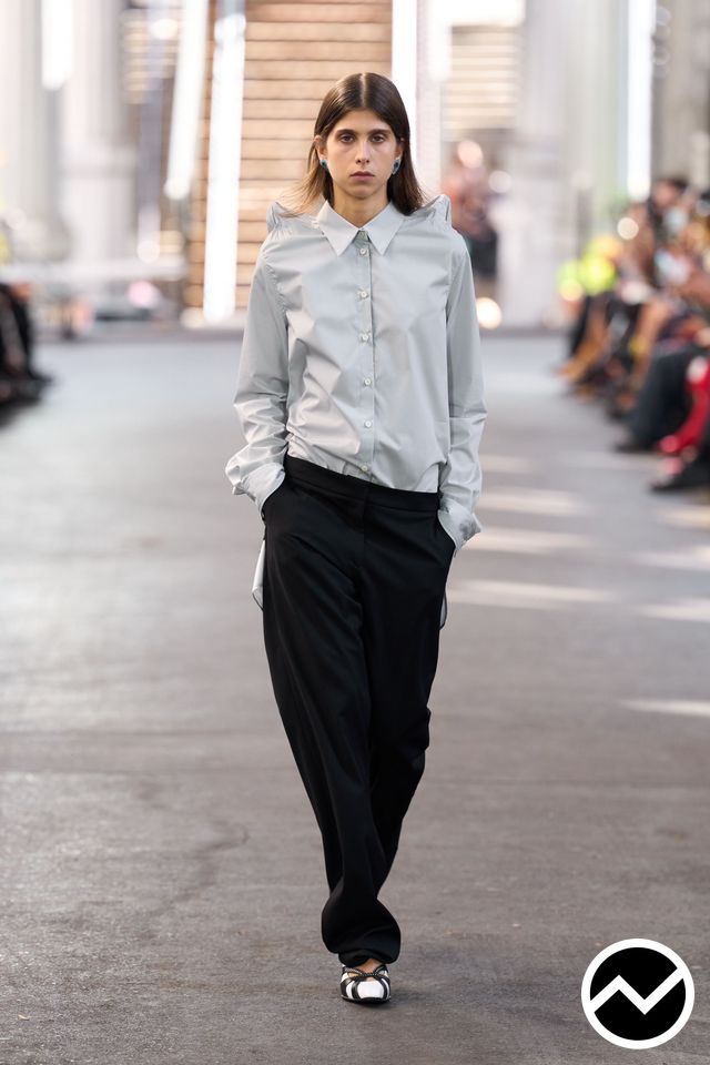 Julie Kegels, SS26 womenswear, Hip Length Shirts, look 27