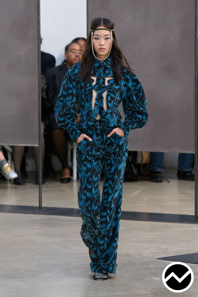 Kiko Kostadinov, SS26 womenswear, Teal, look 18