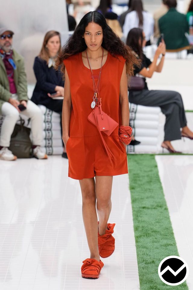 Lacoste, SS26 womenswear, Scarlet, look 9