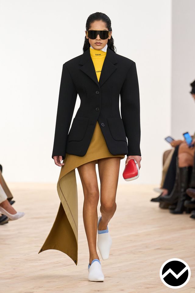 Loewe, SS26 womenswear, Rib Knit, look 17