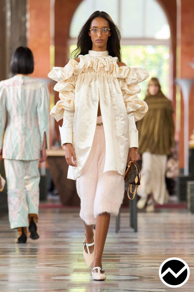Louis Vuitton, Louis Vuitton SS26 womenswear, look 24