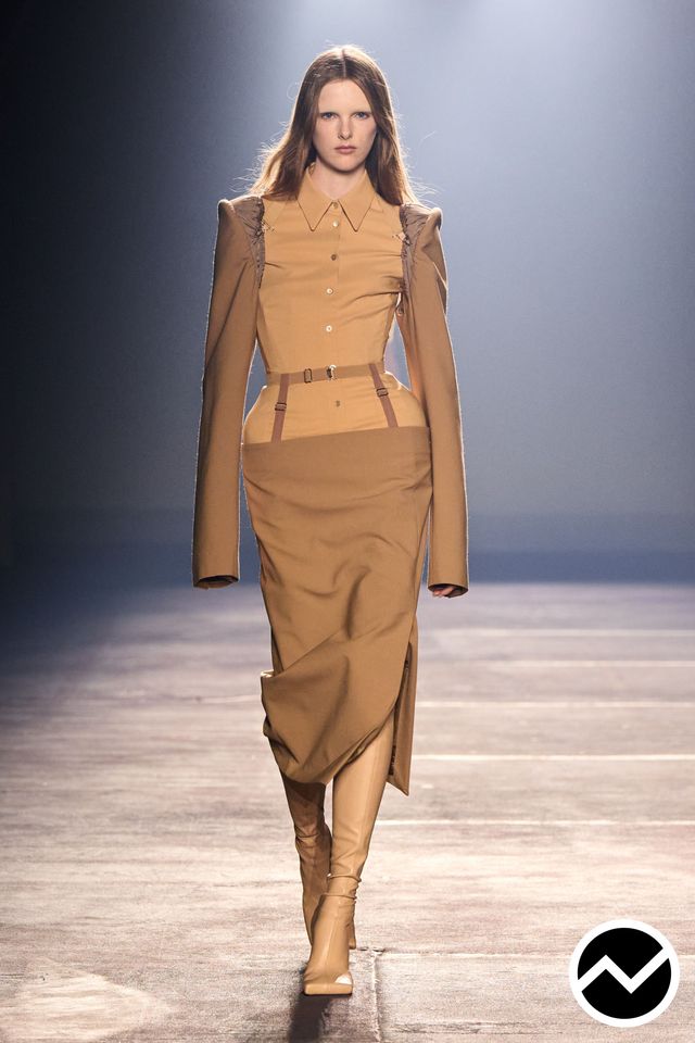 Mugler, SS26 womenswear, Asymmetric Hem Skirts, look 22