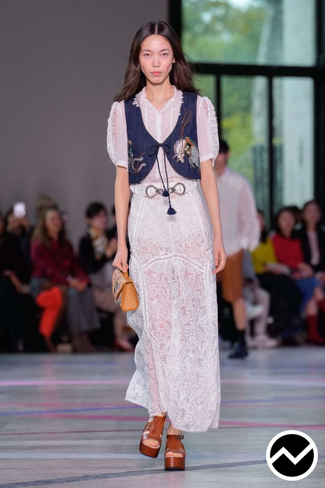 Shiatzy Chen, SS26 womenswear, Relaxed Vest, look 3