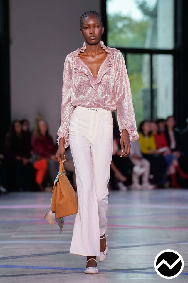 Shiatzy Chen, SS26 womenswear, Blouson Sleeve Shirts, look 31