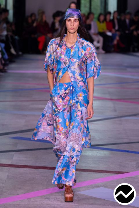 Shiatzy Chen, SS26 womenswear, Puff Sleeve Shirts, look 44