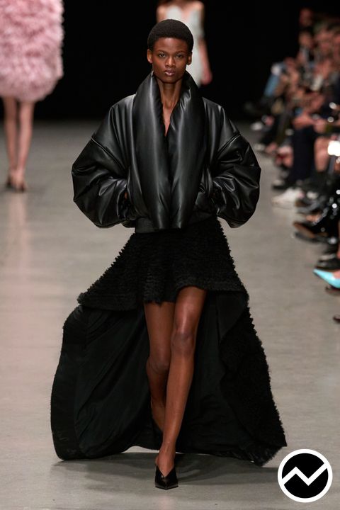 Stella McCartney, SS26 womenswear, Funnel Jacket, look 40