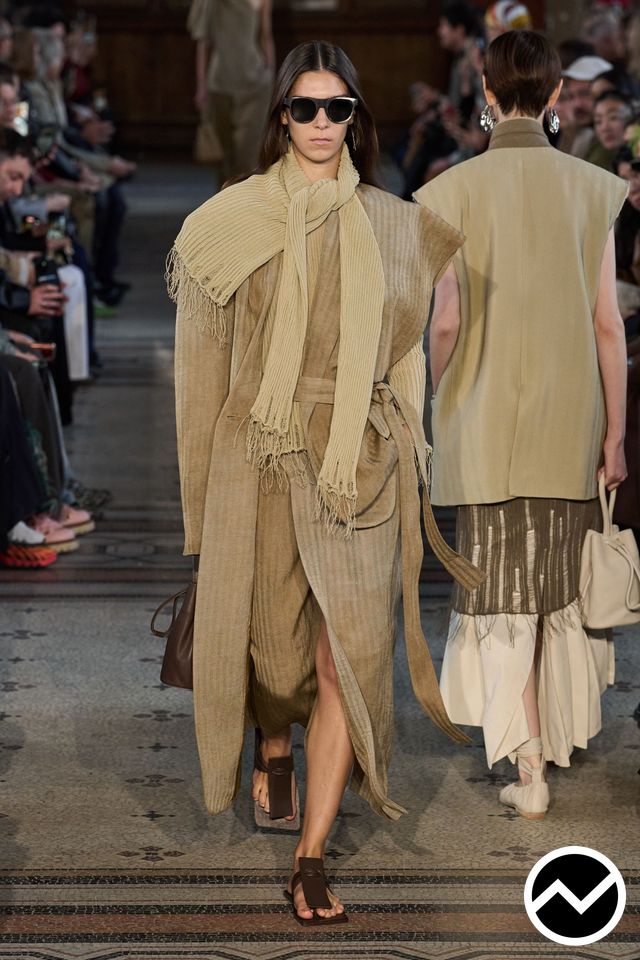 Uma Wang, SS26 womenswear, Wrap Tie Coat, look 5