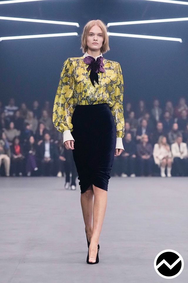 Valentino, SS26 womenswear, Mustard, look 30