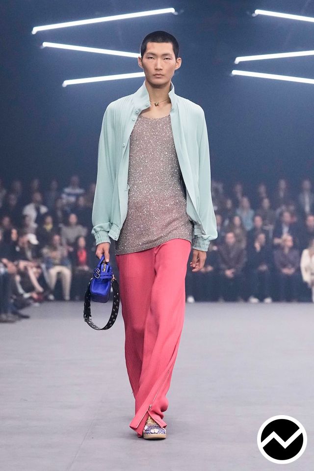 Valentino, SS26 menswear, Mauve, look 34