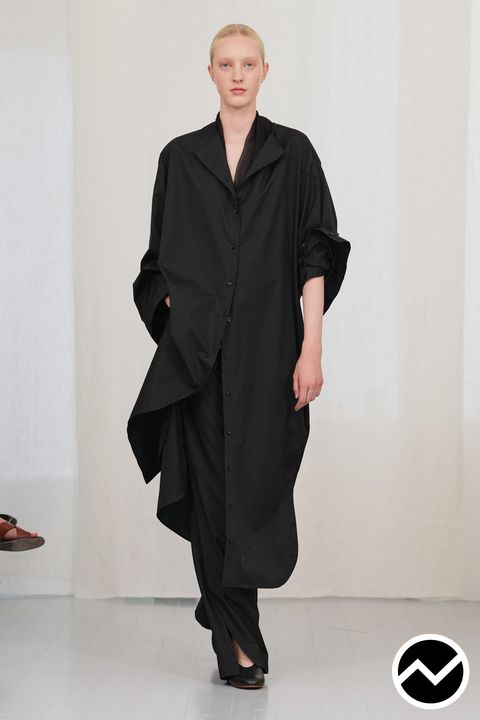 Freya Dalsjø, SS27 womenswear, Asymmetric Hem Shirts, look 7