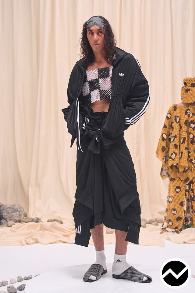 Iamisigo, SS27 womenswear, Oversized Sweatshirt, look 16
