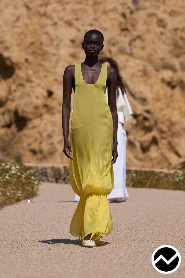 Jacquemus, SS27 womenswear, Mustard, look 48