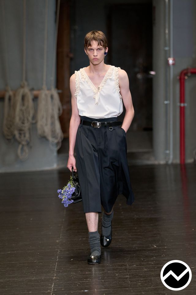 Simone Rocha, SS27 menswear, Cropped Pants, look 3