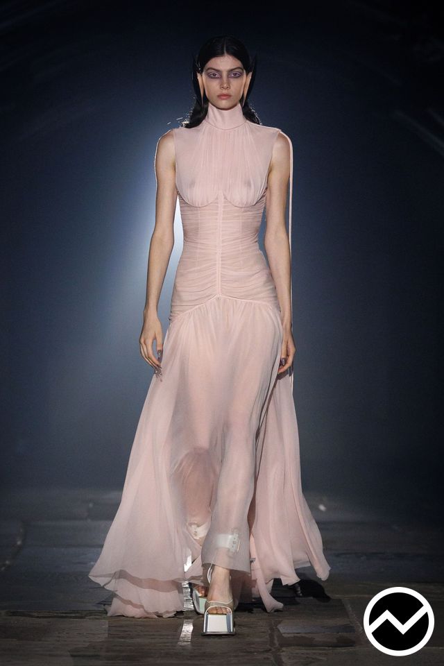 Mcqueen, SS27 womenswear, Fairycore, look 10