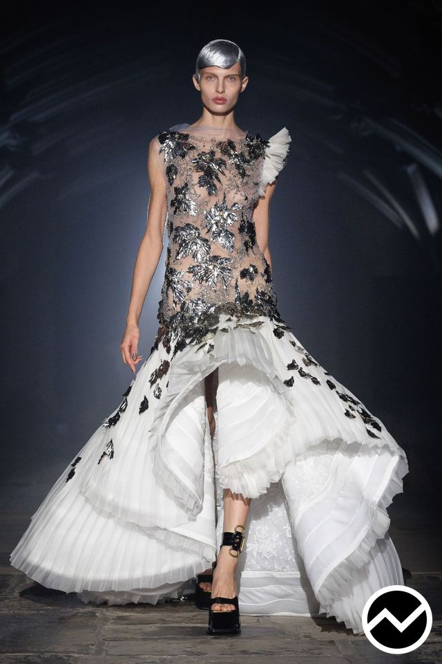 Mcqueen, SS27 womenswear, Maximalist, look 41