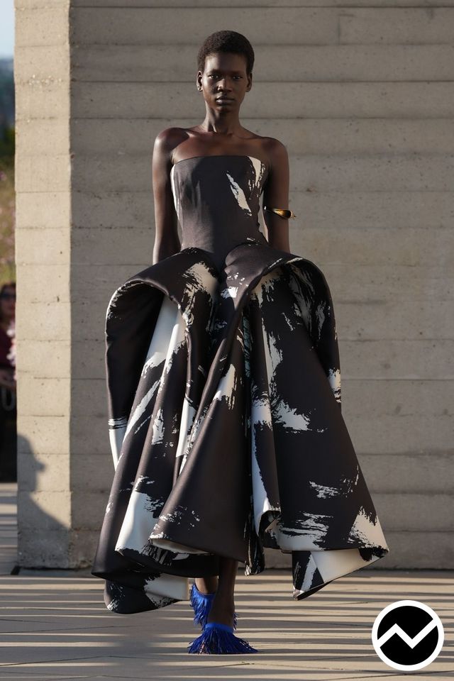 Roksanda, SS27 womenswear, Taffeta, look 21