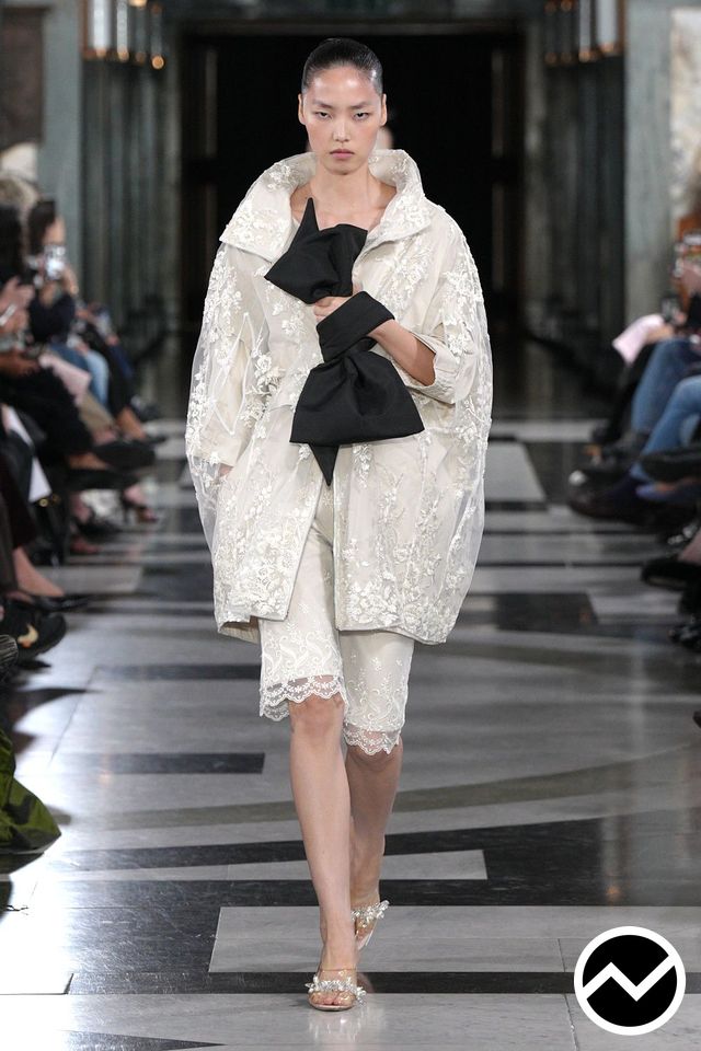 Simone Rocha, SS27 womenswear, Lace, look 4