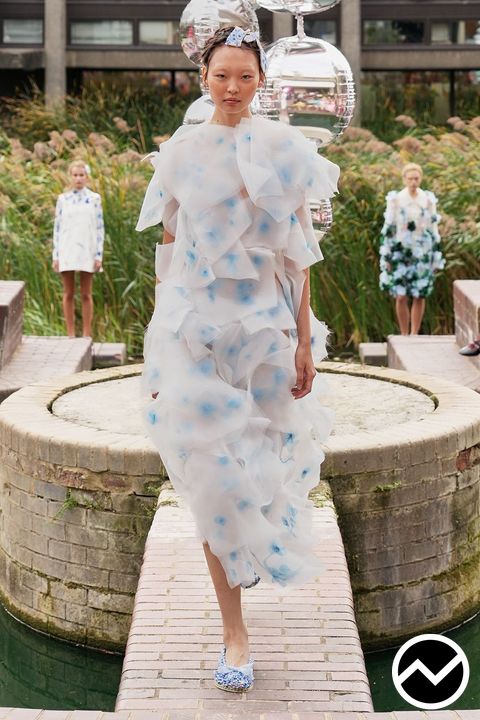 Susan Fang, SS27 womenswear, Oversized Dress, look 30
