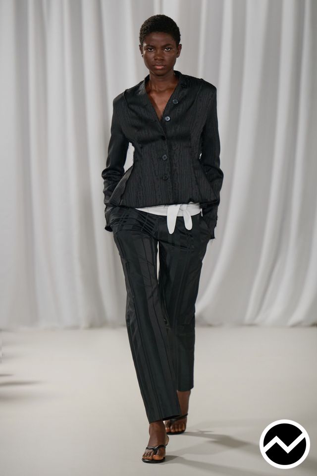Talia Byre, SS27 womenswear, Power Dressing, look 24