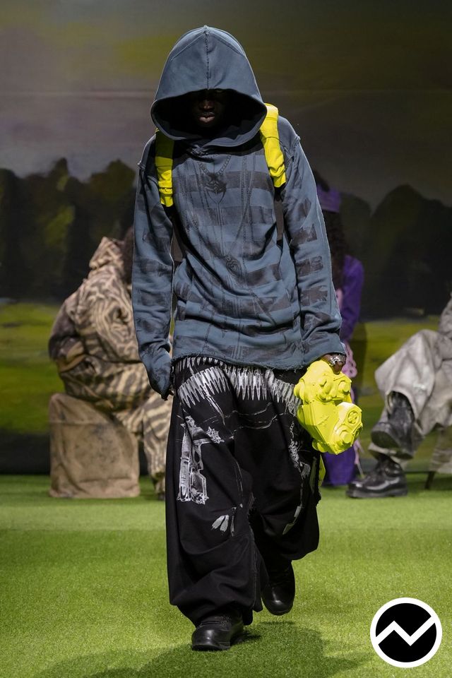 Yaku, SS27 womenswear, Graphic, look 3
