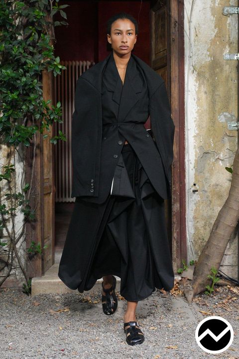 Act No.1, SS27 womenswear, Asymmetric Hem Coat, look 28