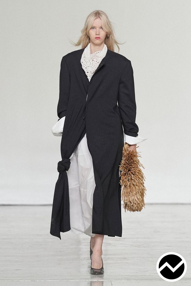Bottega Veneta, SS27 womenswear, Taffeta, look 7