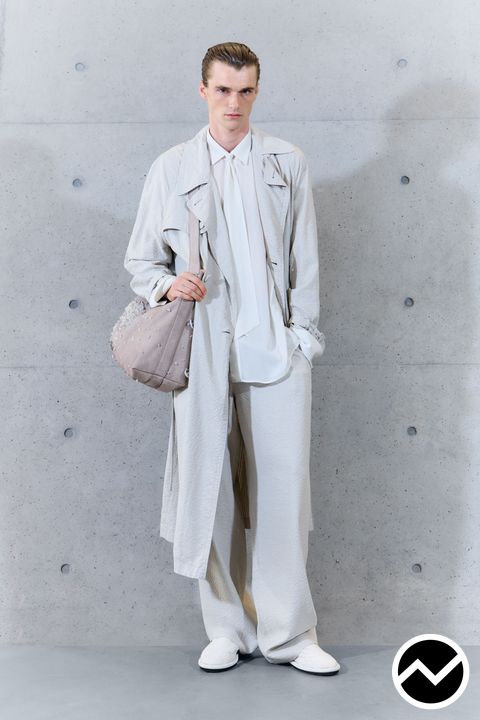 Emporio Armani, SS27 menswear, Welt Pockets Coat, look 12
