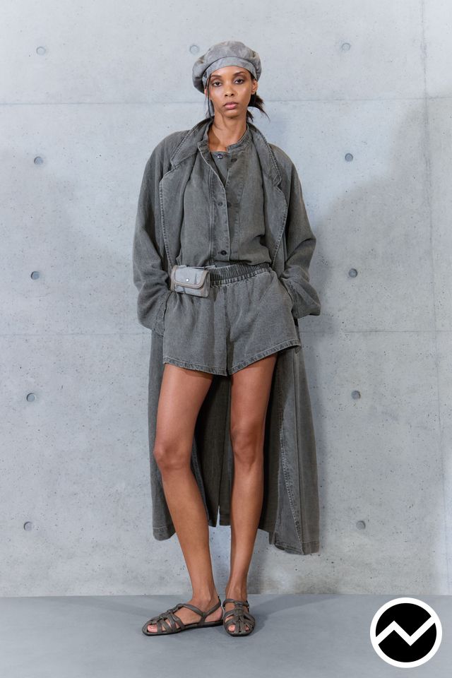 Emporio Armani, Emporio Armani SS27 womenswear, look 19