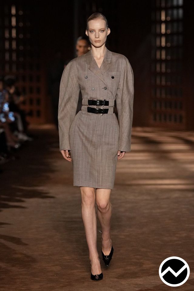 Ferragamo, SS27 womenswear, Twill, look 1