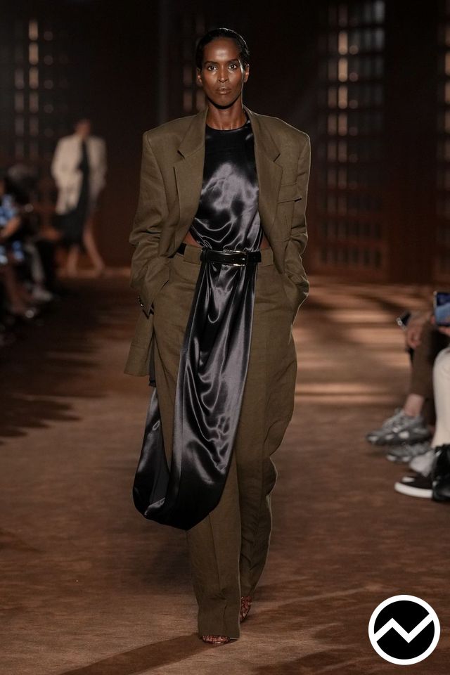 Ferragamo, SS27 womenswear, Longline Jacket, look 47