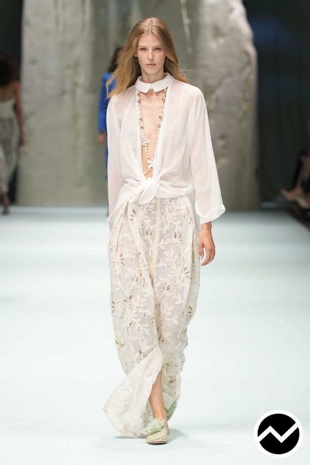 Genny, SS27 womenswear, 70s Retro, look 37
