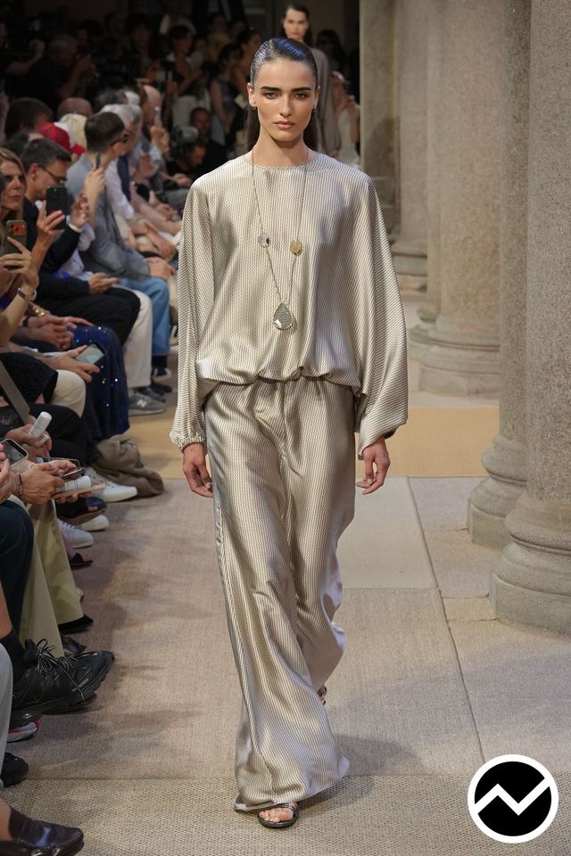 Giorgio Armani, SS27 womenswear, Almond, look 45