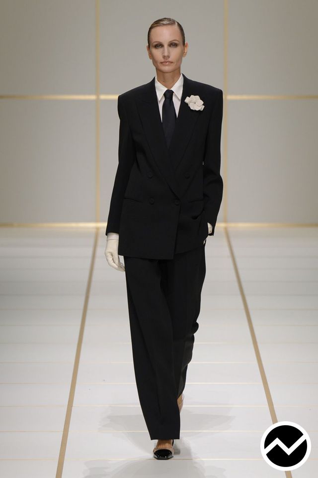 Giorgio Armani, SS27 womenswear, Power Dressing, look 20