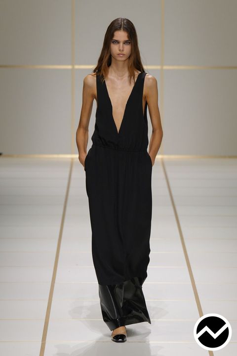 Giorgio Armani, SS27 womenswear, Plunge Dress, look 21