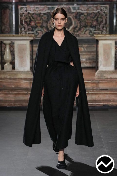 Institution By Galib Gassanoff, SS27 womenswear, Cape Sleeve Coat, look 5