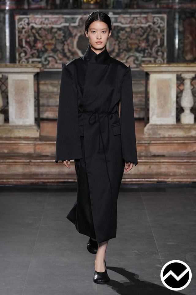 Institution By Galib Gassanoff, Institution By Galib Gassanoff SS27 womenswear, look 10