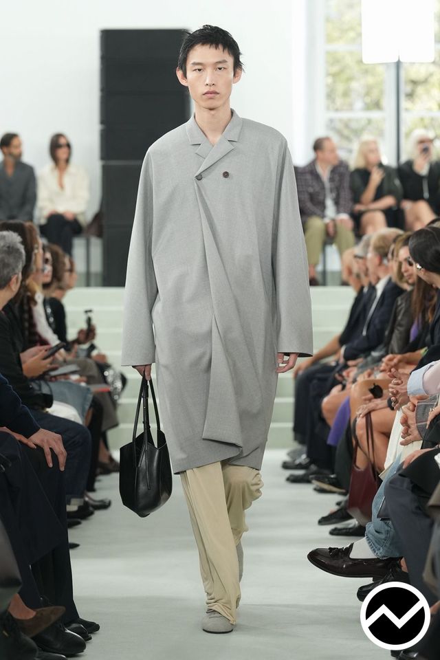 Jil Sander, SS27 menswear, Overcoat, look 16